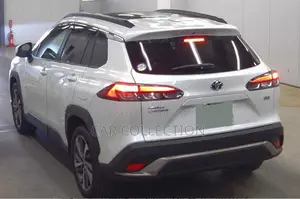 টয়োটা করোলা ক্রস জেড লেদার ২০২৩