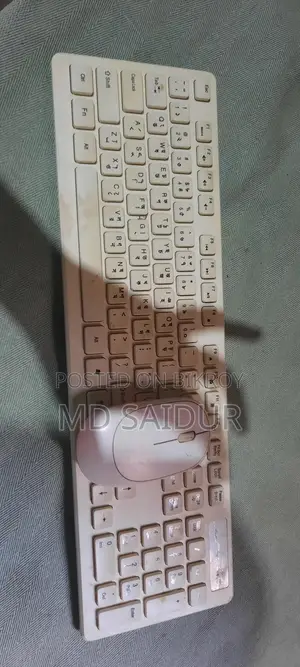 মনিটর প্লাস পিসি