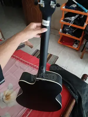 সিগনেচার গিটার বিক্রির জন্য
