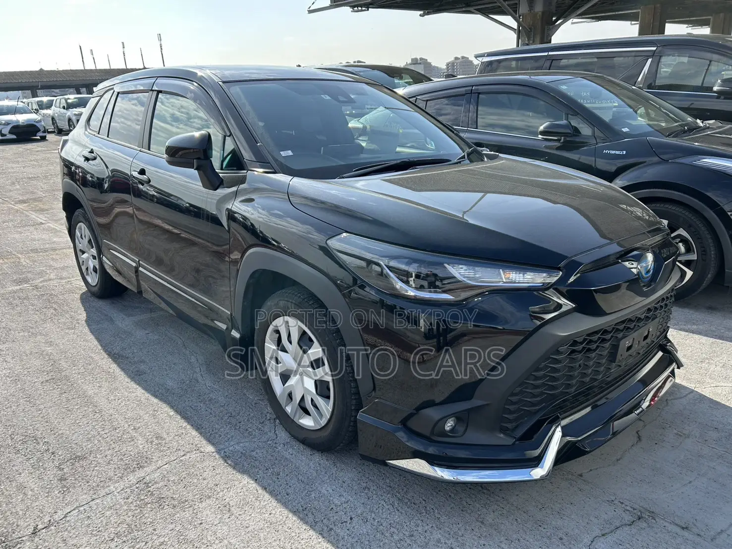 Toyota Corolla Cross G Black Body Kit 2022