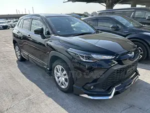 Toyota Corolla Cross G Black Body Kit 2022