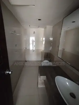 Swmming Pool Gym 3600 Sft Un Farnised Flat Rent At Gulshan 2