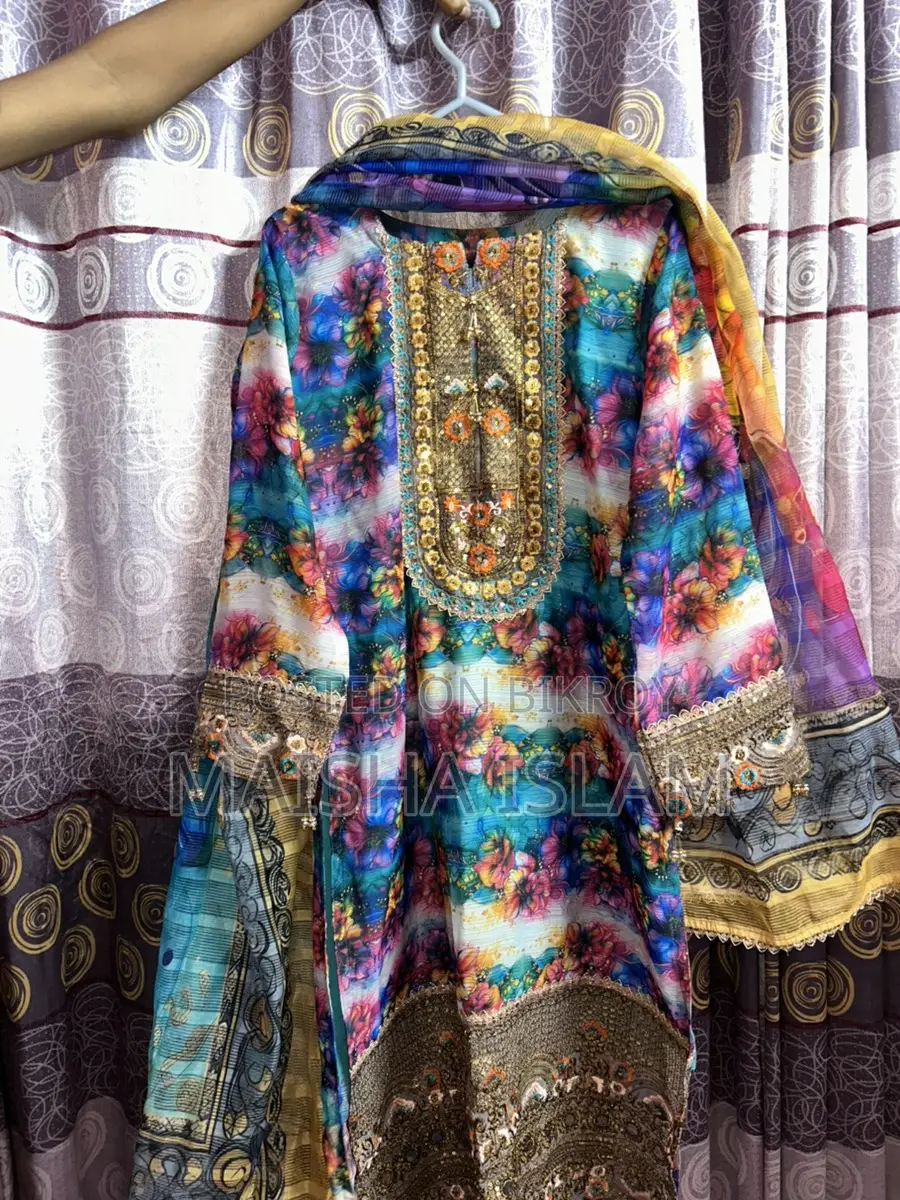Wanna Sell This Dress