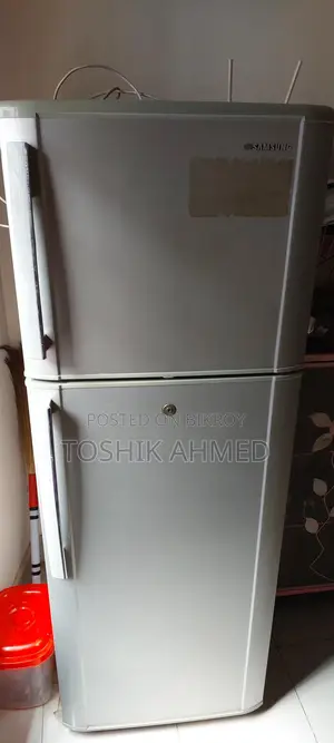 একটি Samsung ফ্রিজ বিক্রি করতে চাচ্ছি