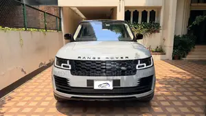 Range Rover P400e Plug-in Hybrid 2019