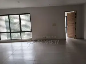 Rent 4-Bed Apartment in Gulshan North 3500sqft