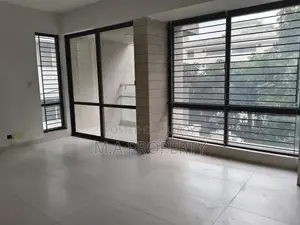 Rent 4-Bed Apartment in Gulshan North 3500sqft