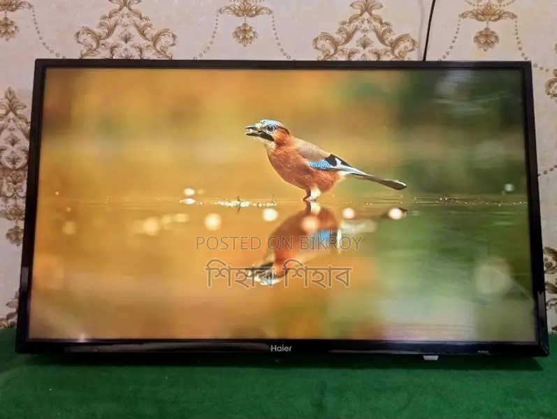 ৩২" Haier Android TV বক্স আছে