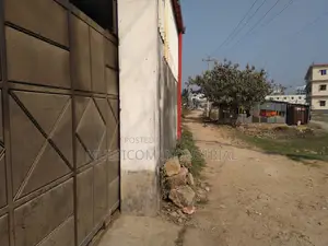সাভারের কাঠগড়ায় লোডিং স্পেসসহ ৪৩,০০০ বর্গফুটের ফ্যাক্টরি শেড