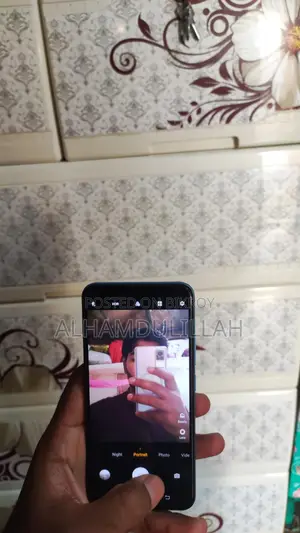 Vivo Y50 8/128 (Used)