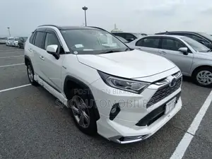 Toyota RAV4 G edition Hyb 2020