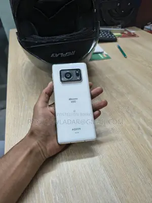 SHARP Aquos R6 (ব্যবহৃত)