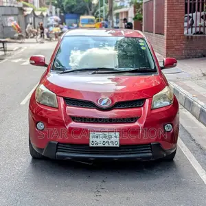 Toyota ist G PKG. 2010