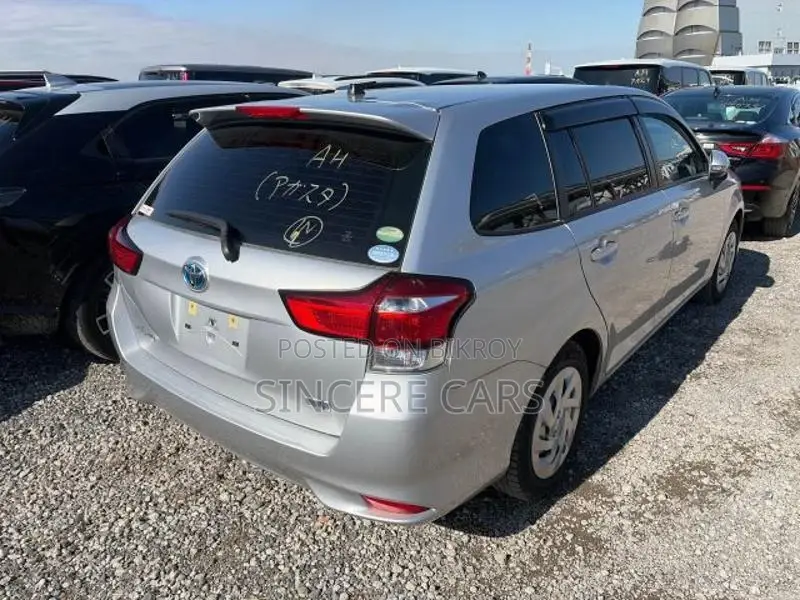 Toyota Fielder EX HYB 4 POINT 2021
