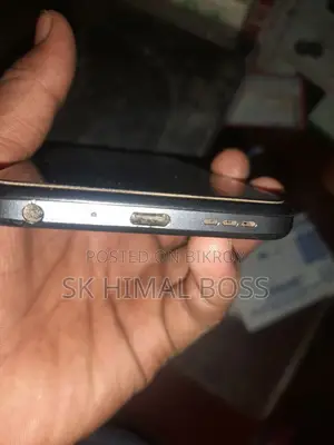 TCL 40 XL . (Used)