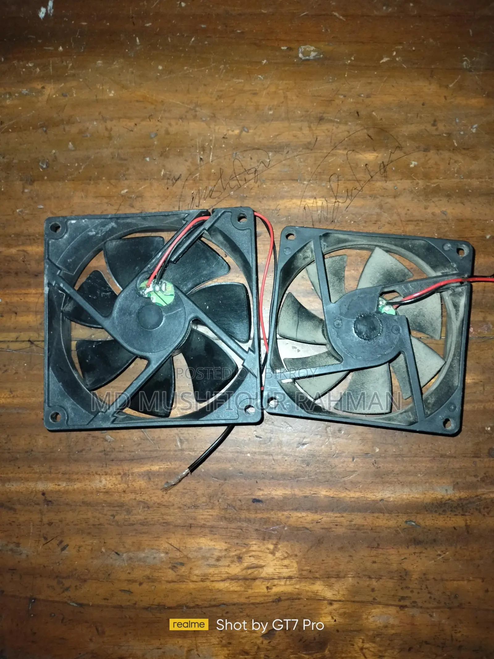 12 V Cooling Fans with Auto Cut Circuit.