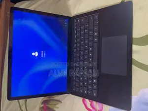 Surface 3 16/256gb ssd battery 94%.