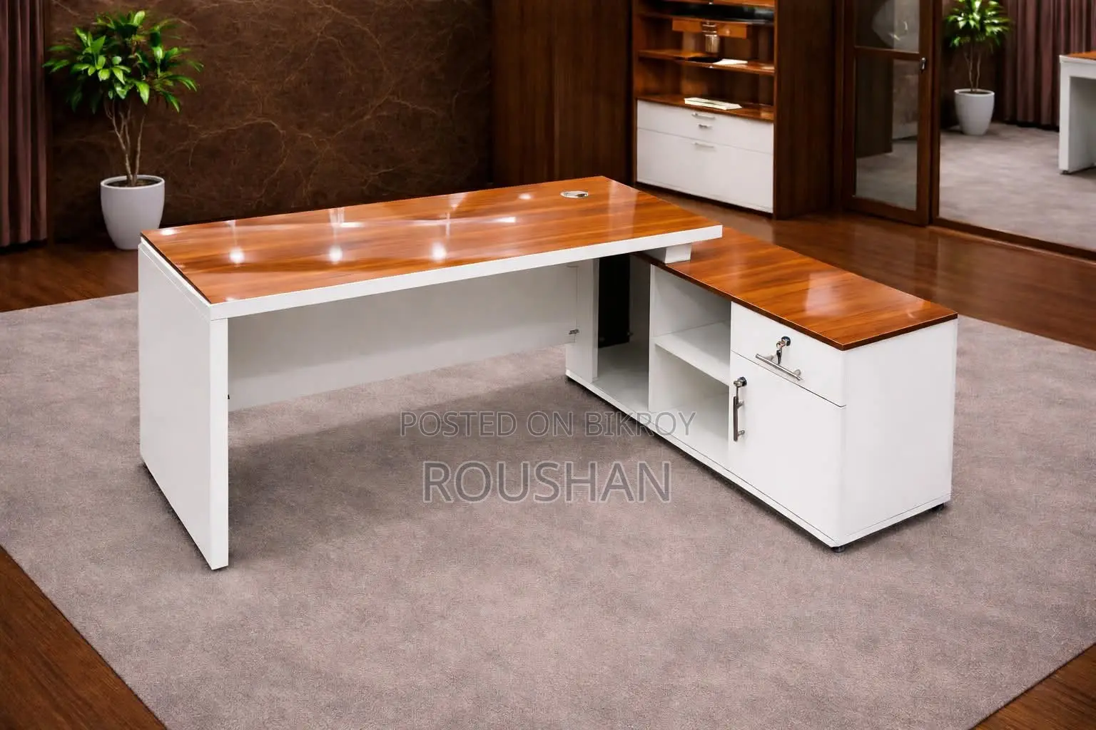 Office Boss Table Chair