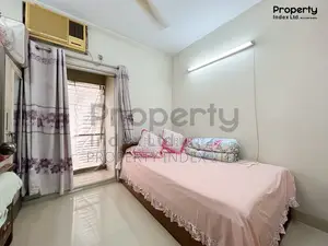 সেক্টর ৪-এ ১৭০০ বর্গফুটের ৩ বেডরুম দক্ষিণমুখী ফ্ল্যাট বিক্রয়