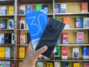 Tecno Camon 30s (8/256)gb (Used)
