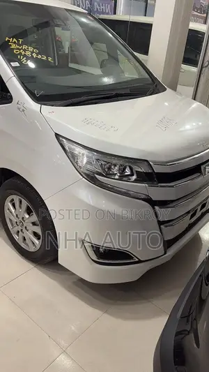 Toyota Noah 2 DOOR POWER 2021