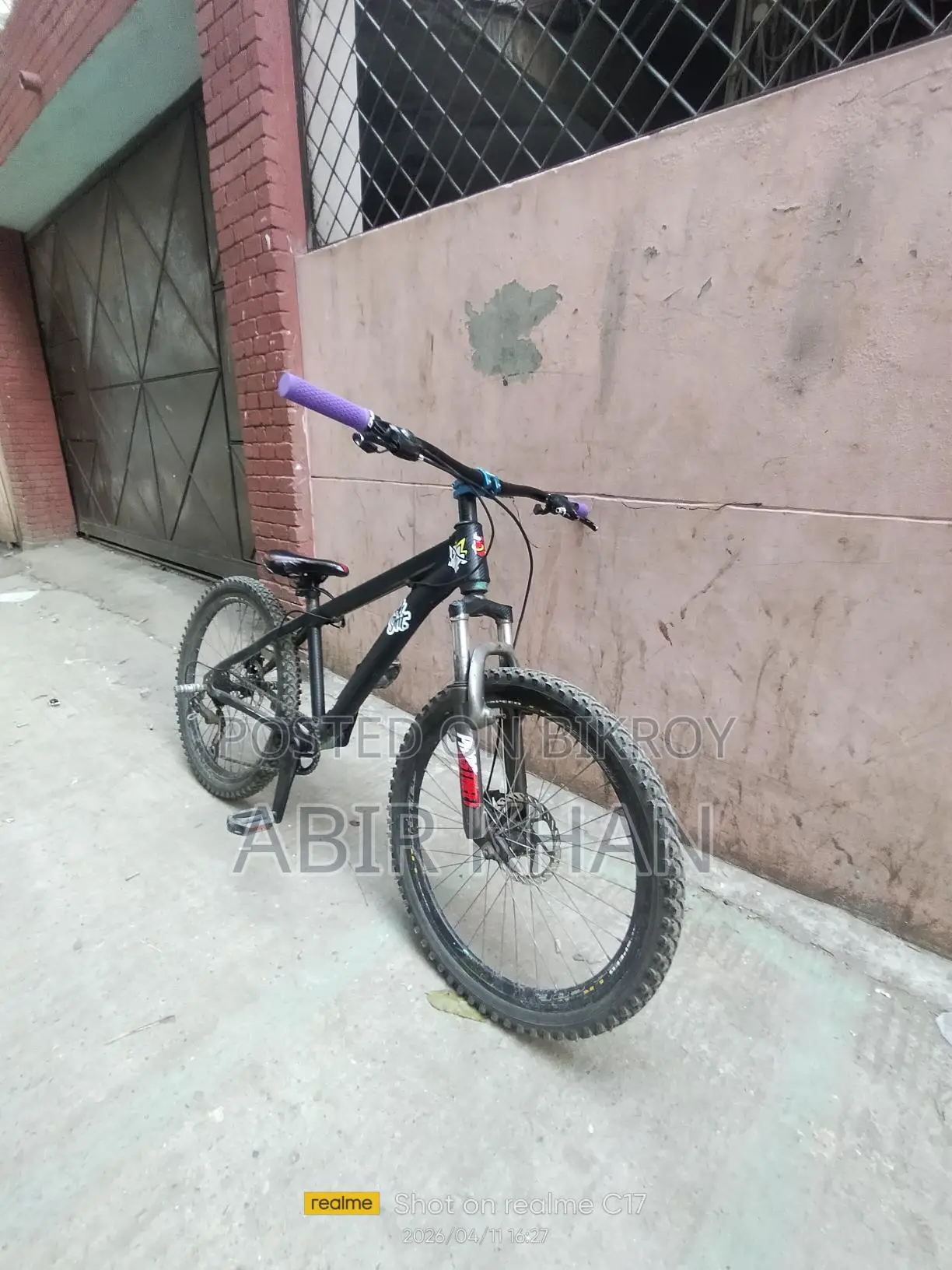 Stunt Cycle Full Carbon Sticker Kora Best For