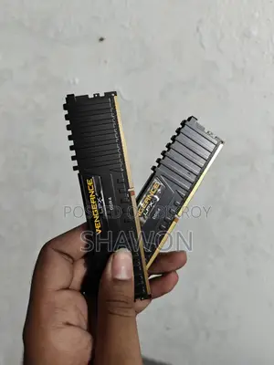 16GB Corsair 3200MHz Ram