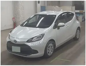 Toyota Aqua HYBRID X PACKAGE 2021