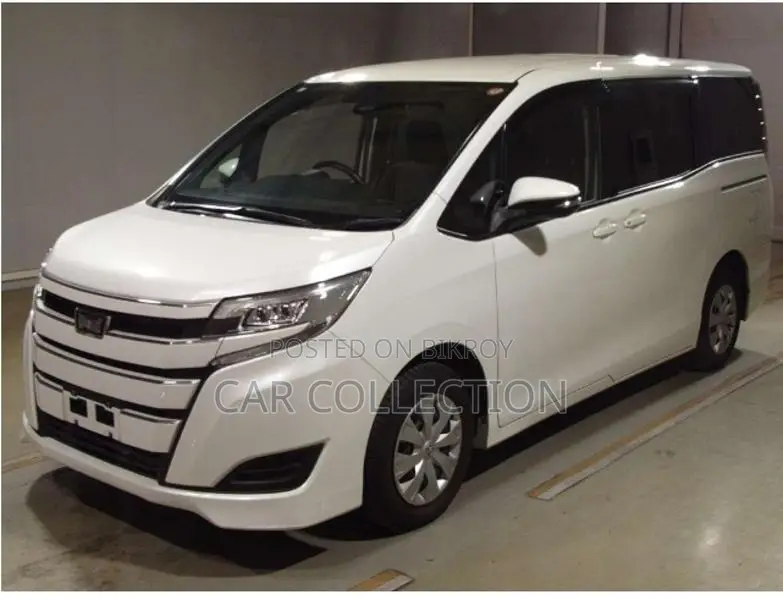 Toyota Noah 2021