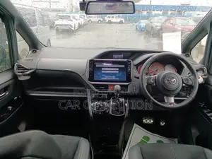 Toyota Noah Si GR Sports 2021