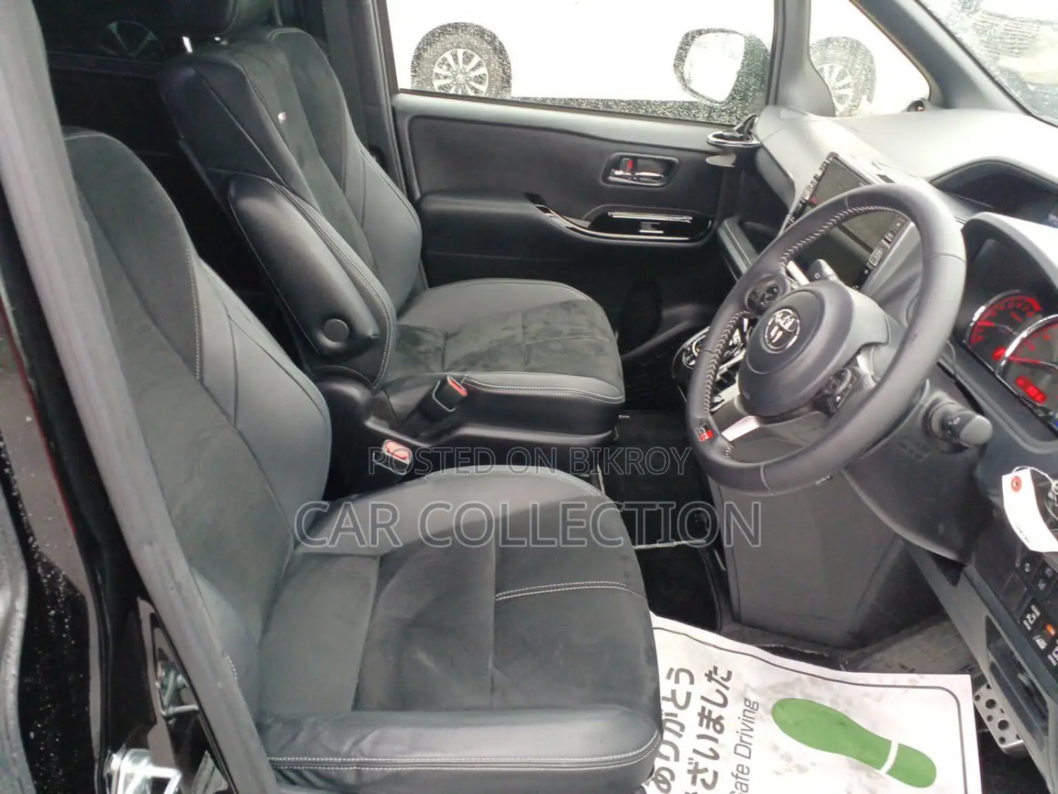 Toyota Noah Si GR Sports 2021