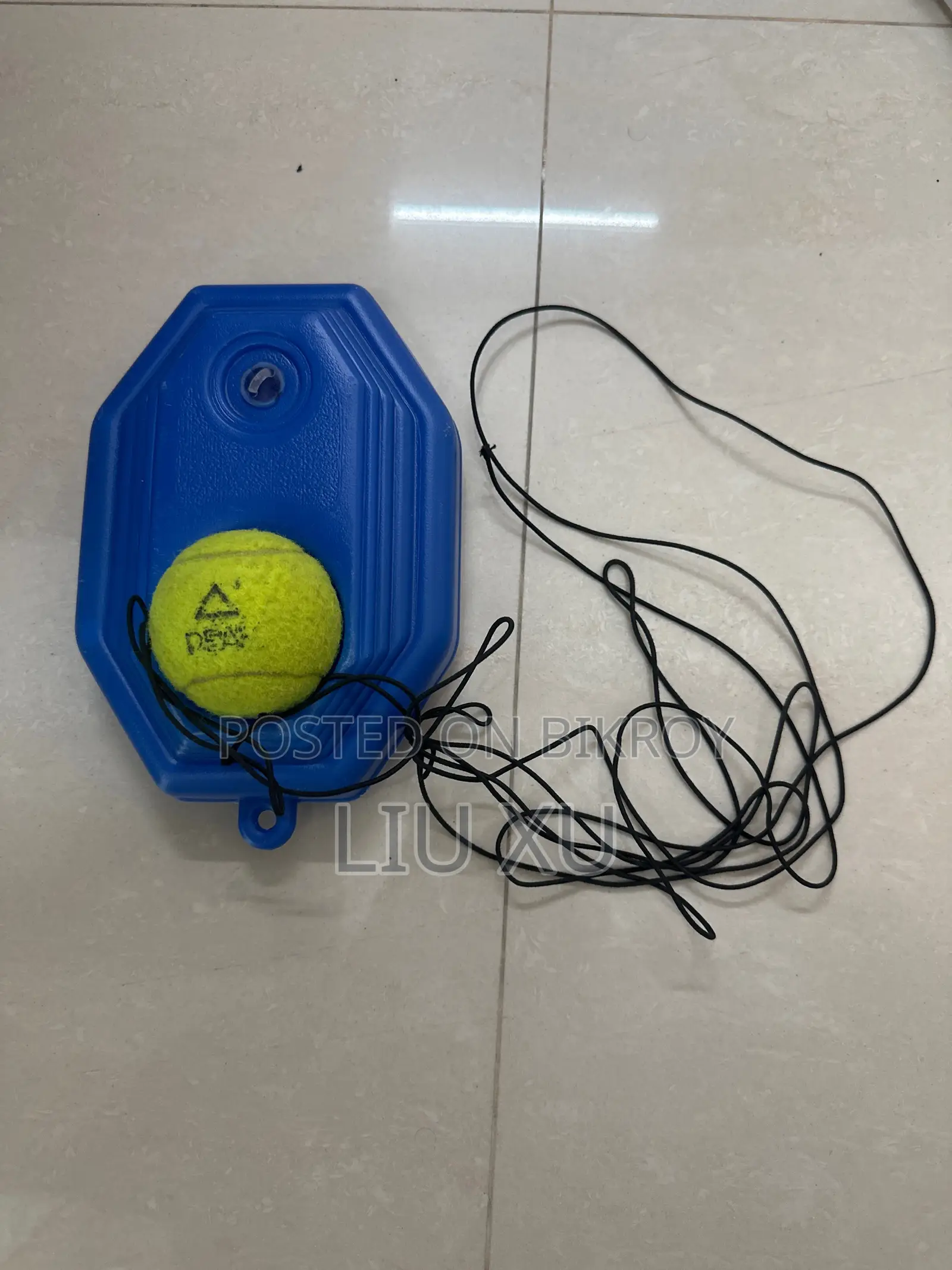 Tennis Racket