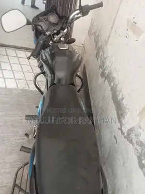 Bajaj Discover 100 2018