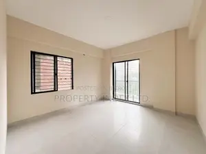 1780 sqft ready Apartment for Sale! at Bashundhara R/A