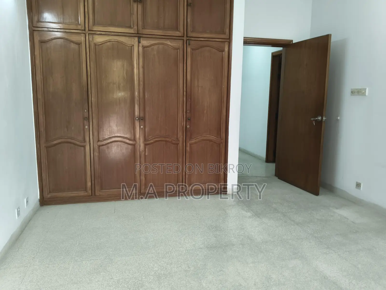 সেমি ফার্নিশড অ্যাপার্টমেন্ট ভাড়া গুলশান নর্থ
