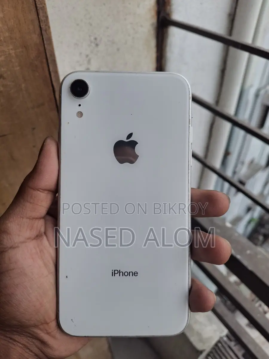 Apple iPhone XR 64GB (Used)