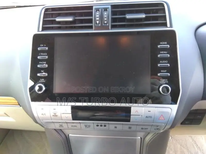 Toyota Land Cruiser 2022 Pearl