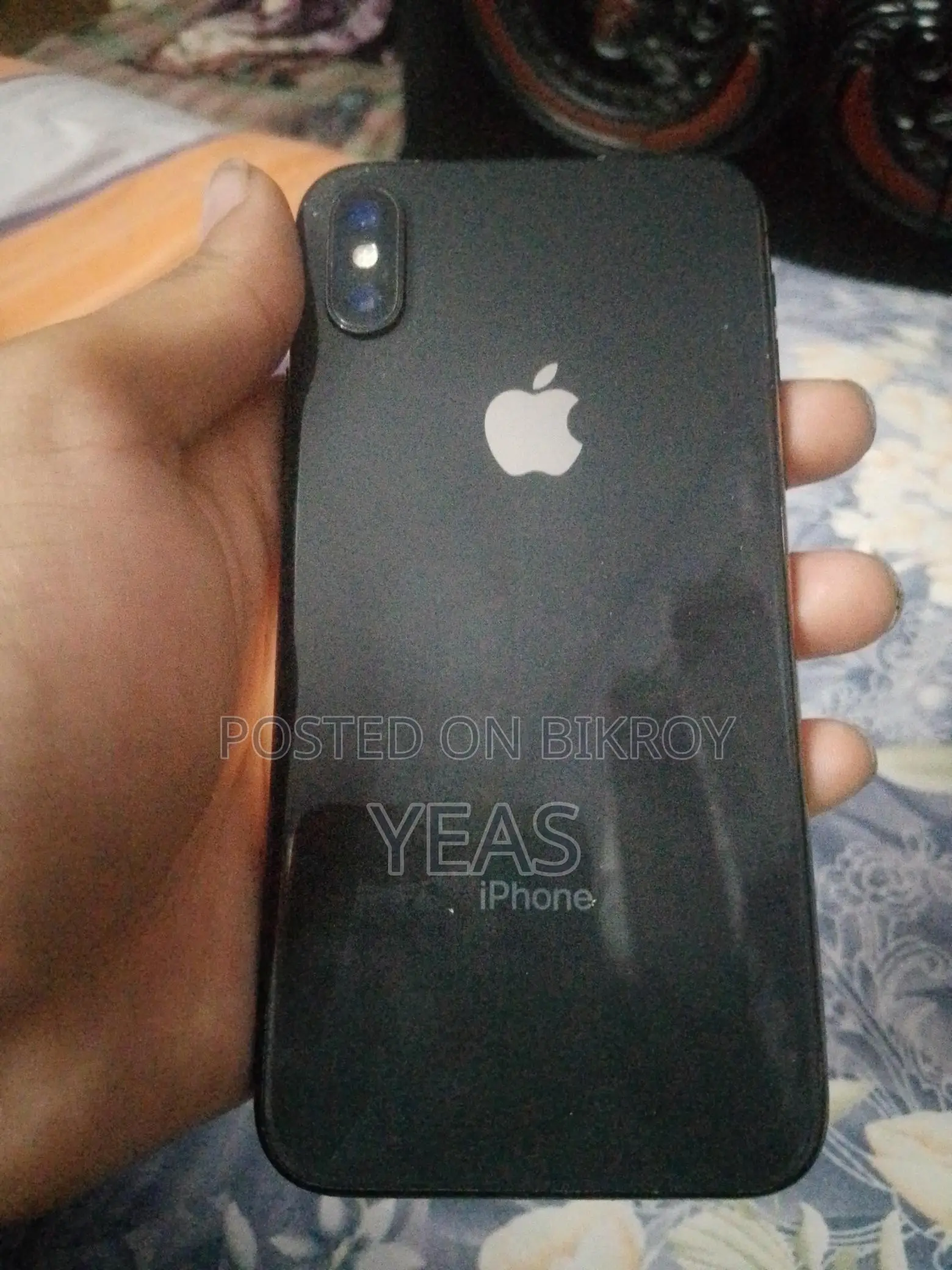 Apple iPhone X (Used)