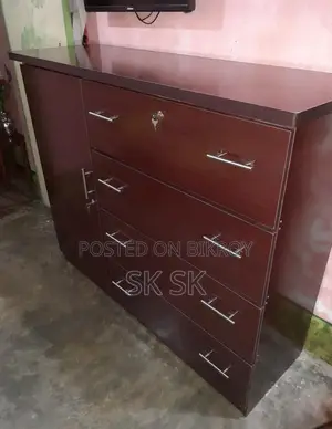 নতুন বানানো ওয়ারড্রব