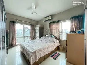 1700 Sqft South-Facing 3-Bed Flat for Sale in Sector 4