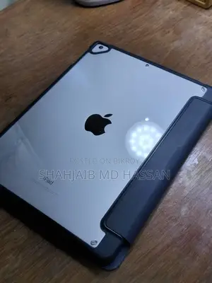 Apple iPad 9.7 32 GB Silver