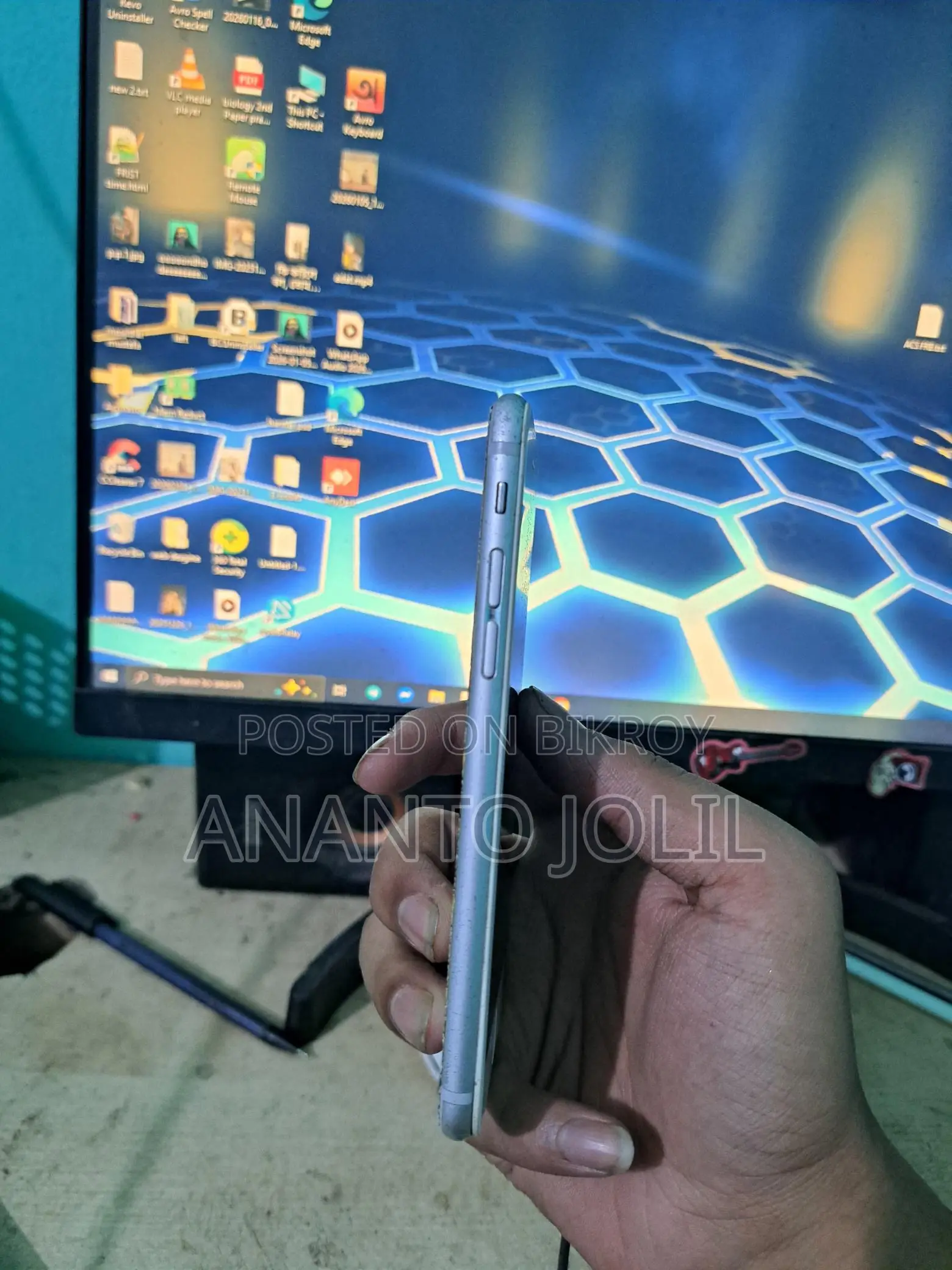 Apple iPhone 6 thik kore nite hobe (Used)