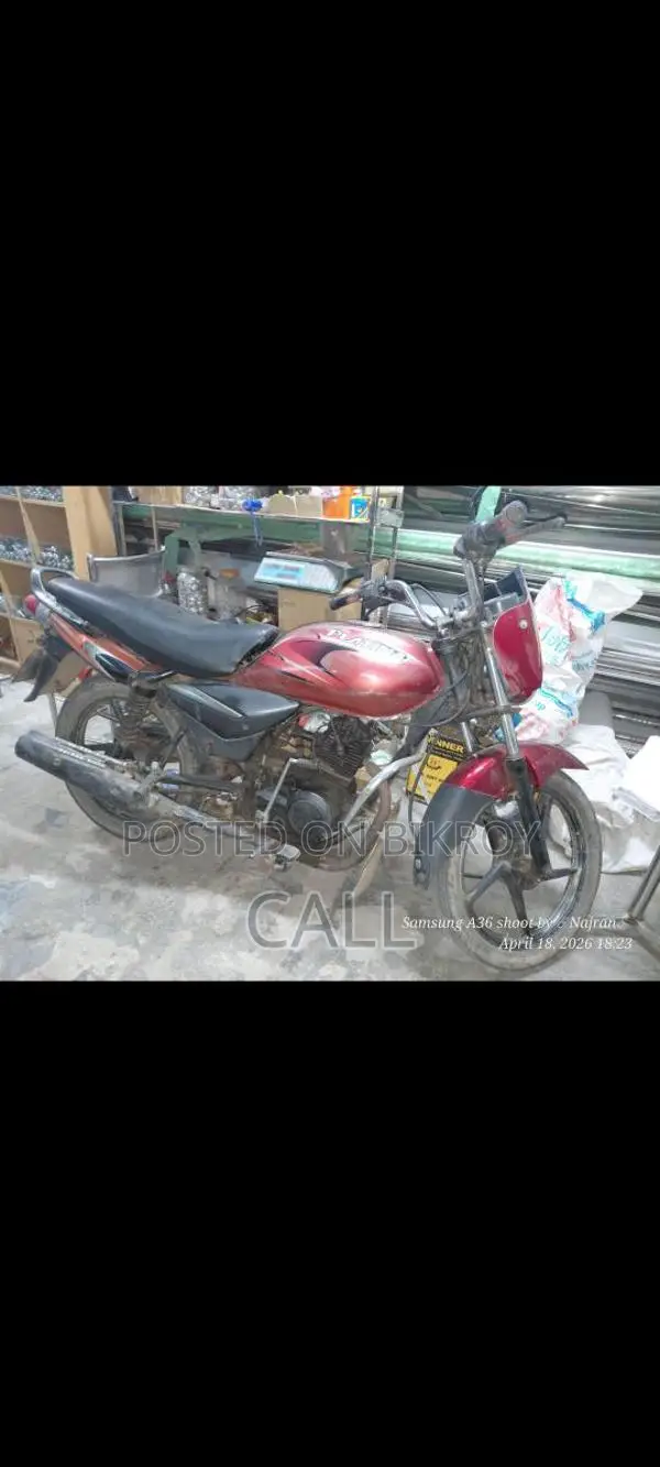 Bajaj Platina 100 . 2016