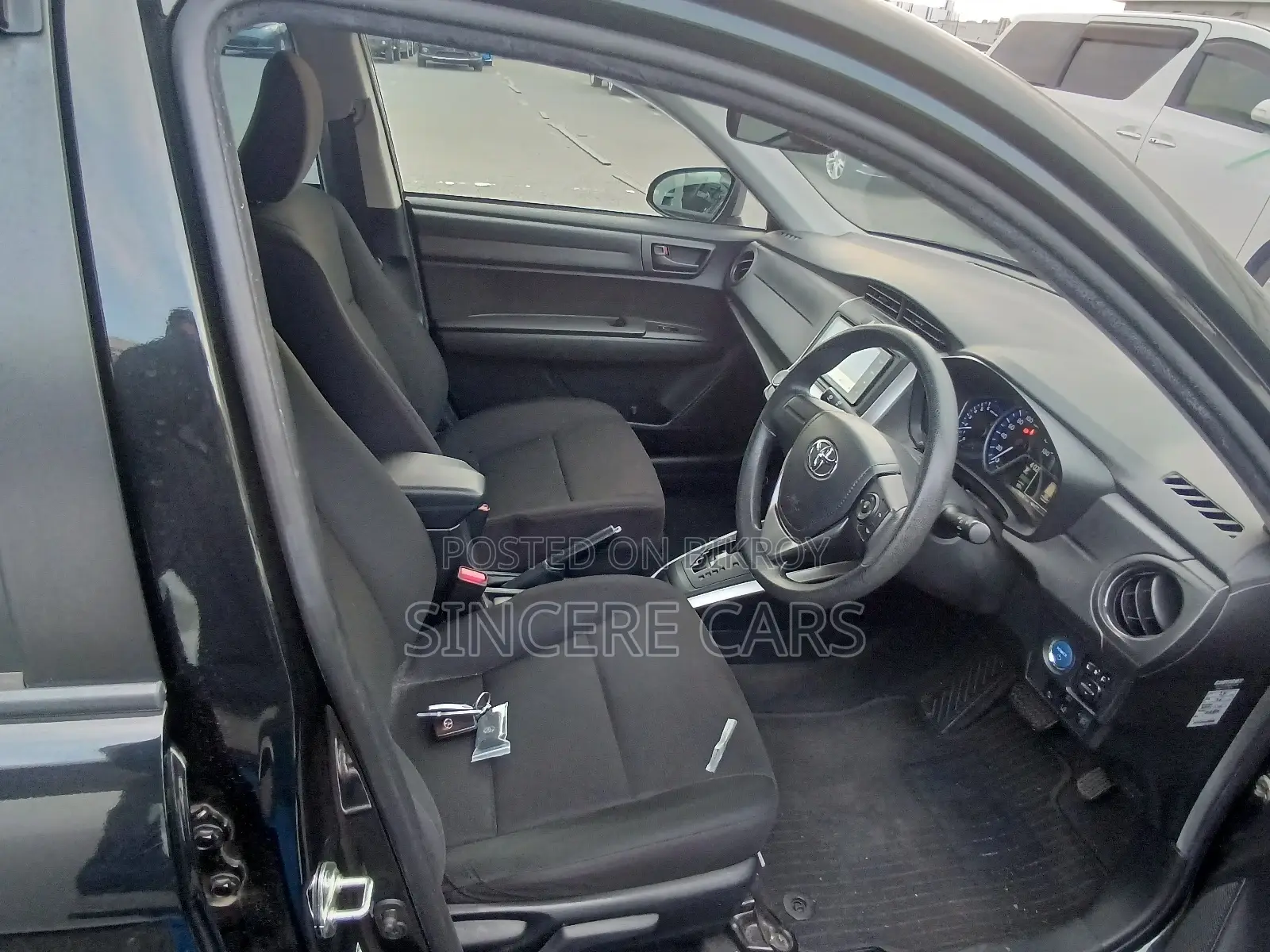 Toyota Fielder EX PACKAGE HYBRID 2021