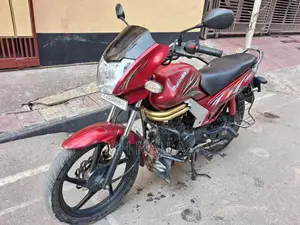 Mahindra Centuro 2017