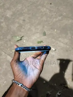 Samsung Galaxy A30 (Used)
