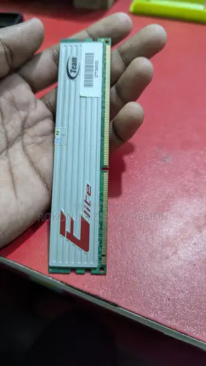 Team Elite 4GB DDR3 1600MHz Desktop RAM With Heatsink - Rare Condition