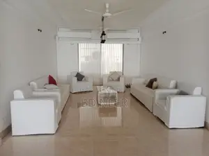 Lake view Fully furnish 4 Bed room apt rent in Gulshan