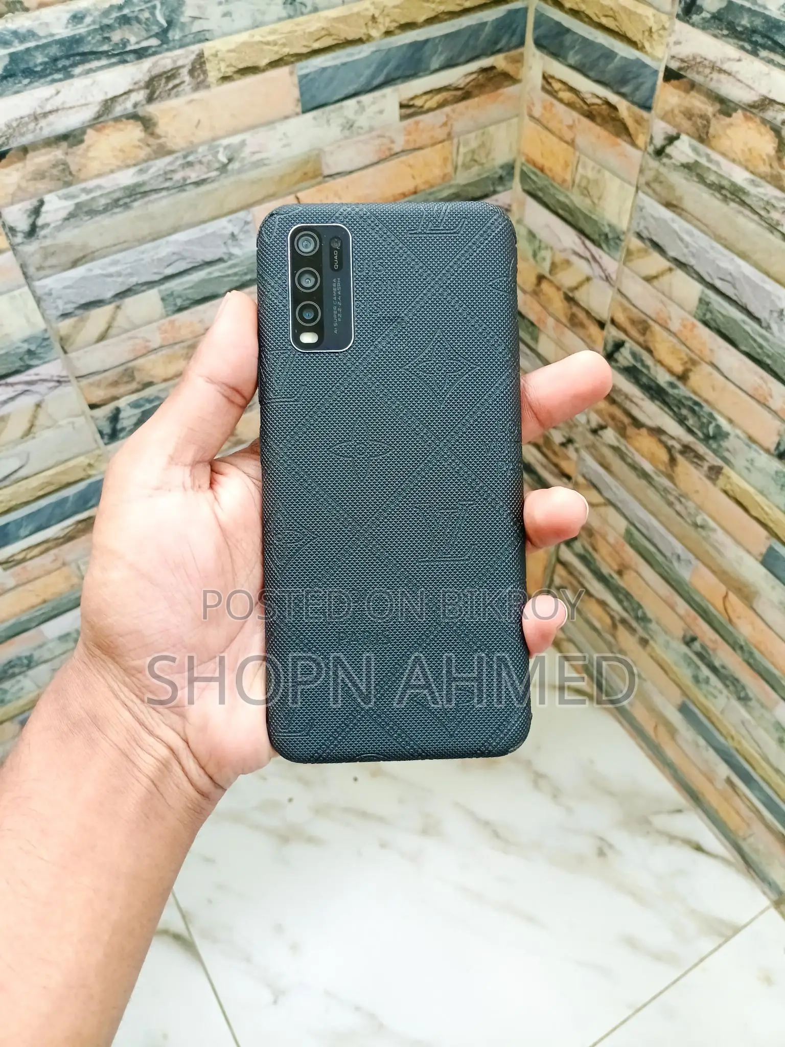 Vivo Y50 8/128GB (Used)