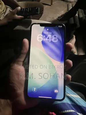 Apple iPhone 11 Pro Max . (ব্যবহৃত)